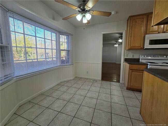 Building Photo - 409 Glen Canyon Dr