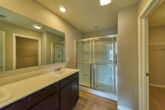 Building Photo - 4 Bedroom at Trotter's Landing in Camby With Pond View!