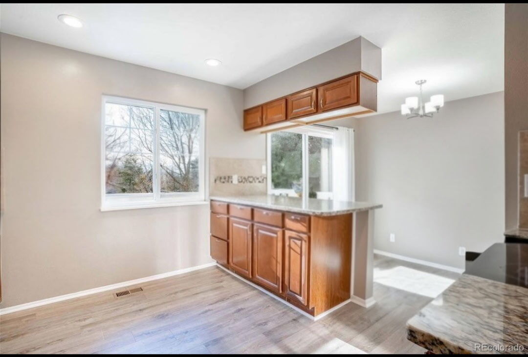 Building Photo - 7373 E Fremont Dr