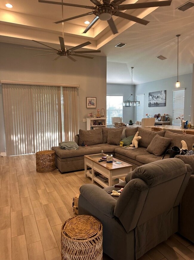 Building Photo - Charming 3BR House in Oxford