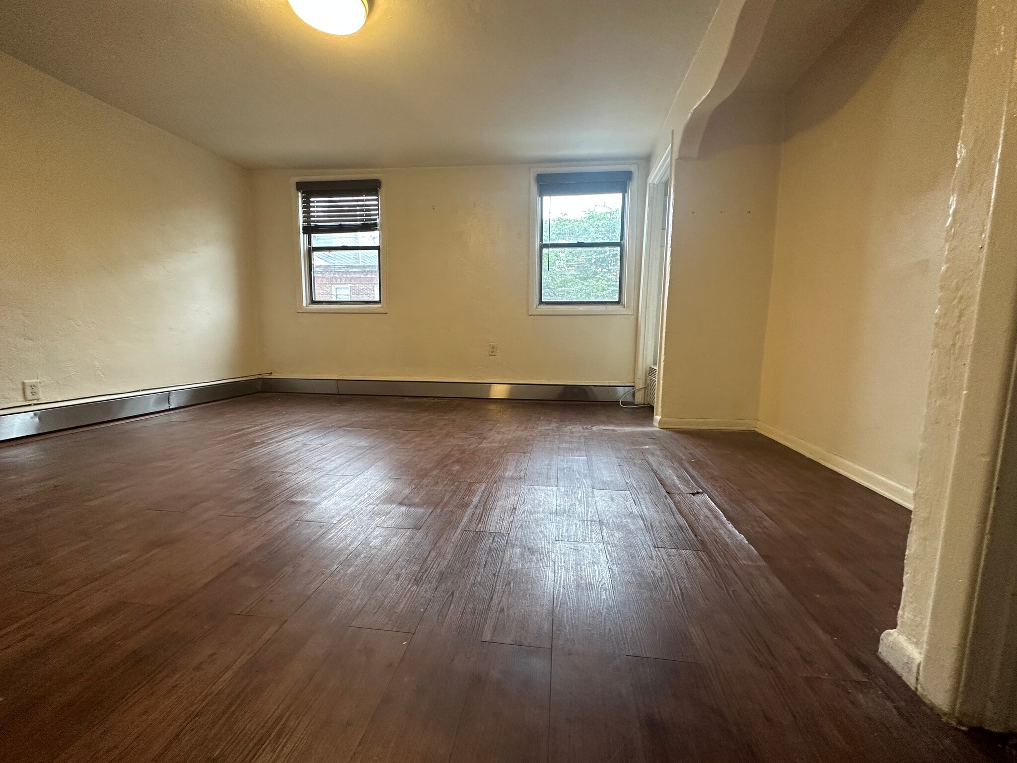 Building Photo - 917 Ellsworth St