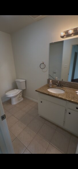 Building Photo - 2040 W Avenue J13