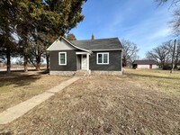 Building Photo - 3 Bed | 1 Bath | House | 2.5 Acres