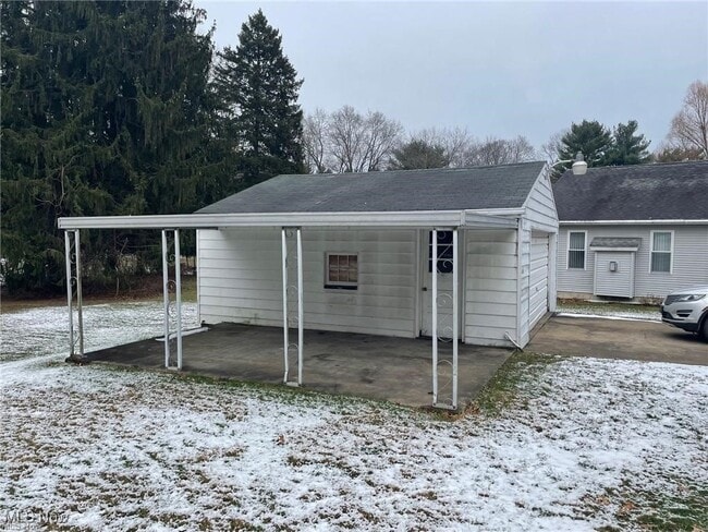 Building Photo - 2224 Coral Sea Dr