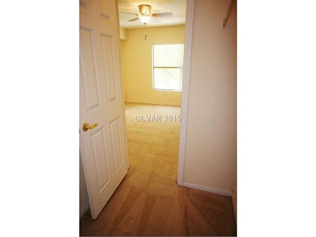 Building Photo - Cozy 1 Bedroom Condo in SW