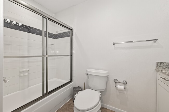 Building Photo - 1506 Apple Park Dr