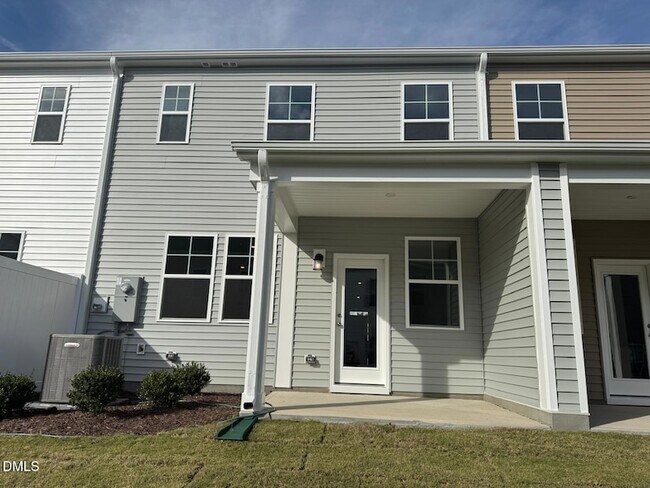 Building Photo - 233 Lily Patch Ln