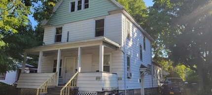 Building Photo - 108 Copeland St