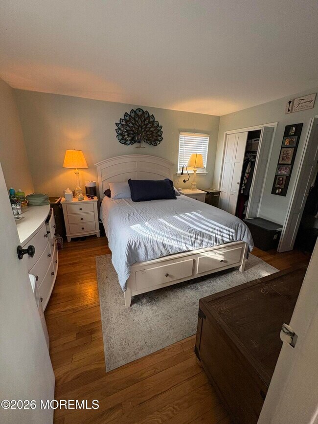 Building Photo - 16 Laurel Pl