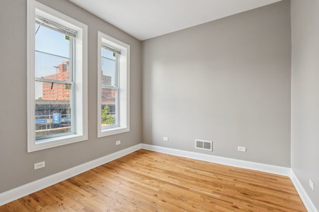 Building Photo - 3220 W Polk St