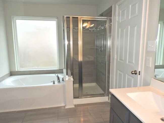 Building Photo - 20615 Iron Timber Ln