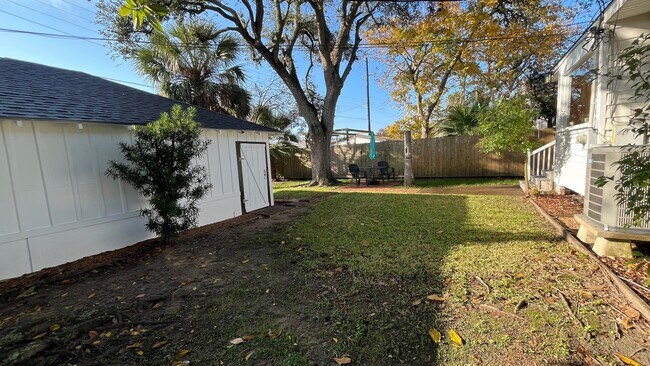 Building Photo - 4623 Avenue N 1/2 Rear