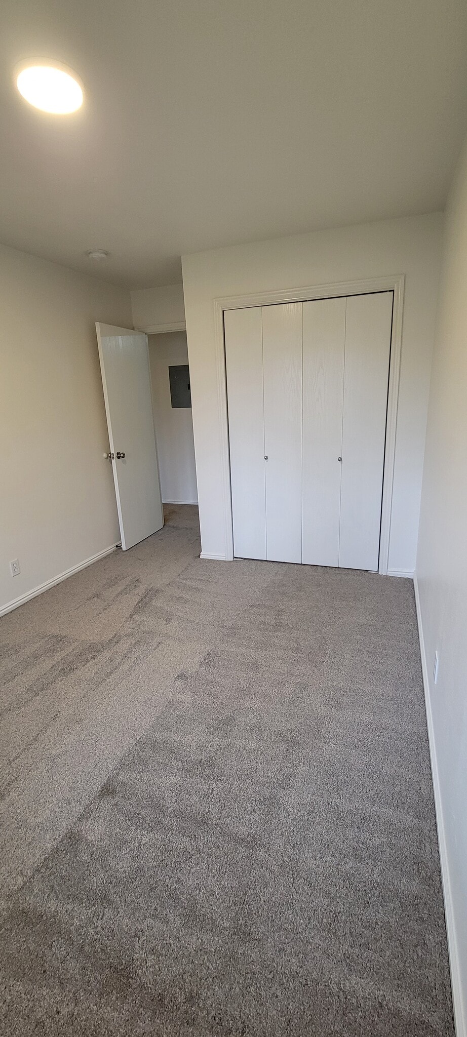 Building Photo - 545 W 600 N