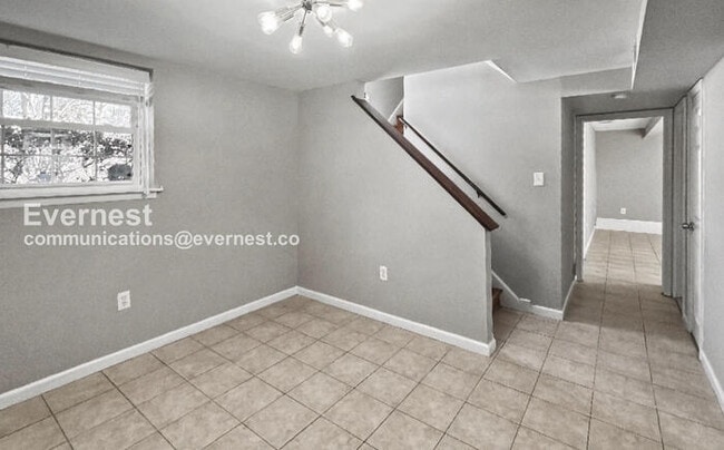 Building Photo - 4646 Evansdale Rd