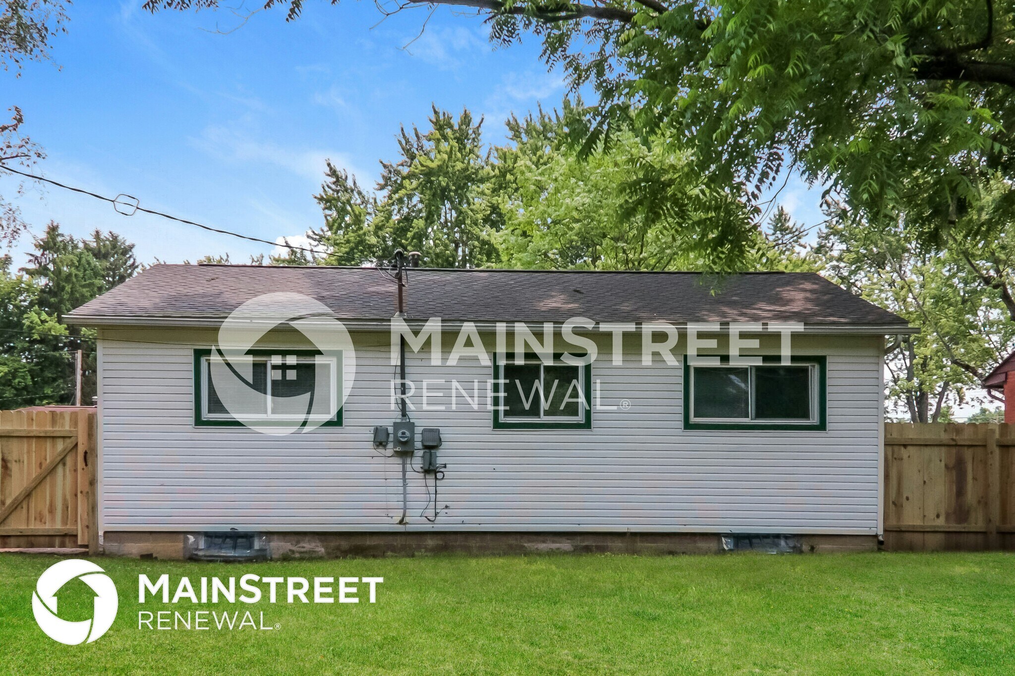 Building Photo - 5112 Benham Dr