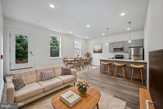 Building Photo - 4912 Baltimore Ave