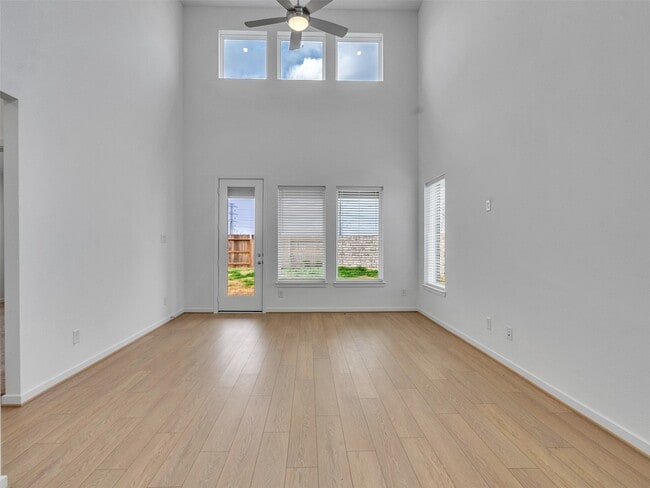 Building Photo - 22103 Strathfield Cir