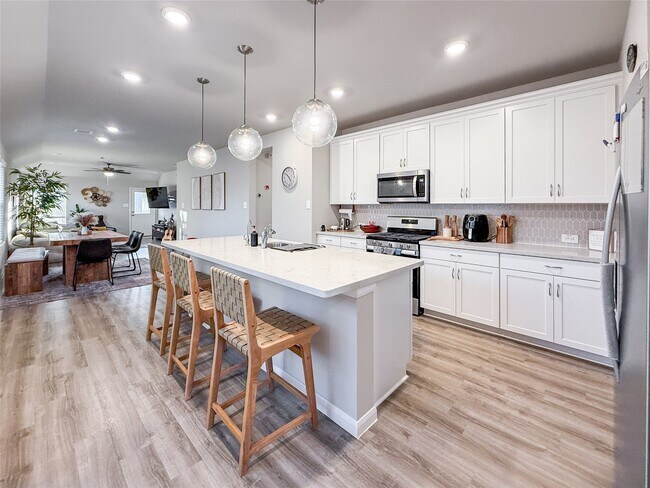 Building Photo - 25611 Ivory Gull Wy