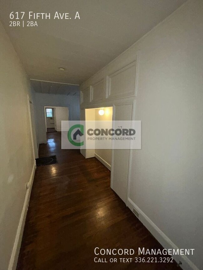 Building Photo - 617 Fifth Ave. A-