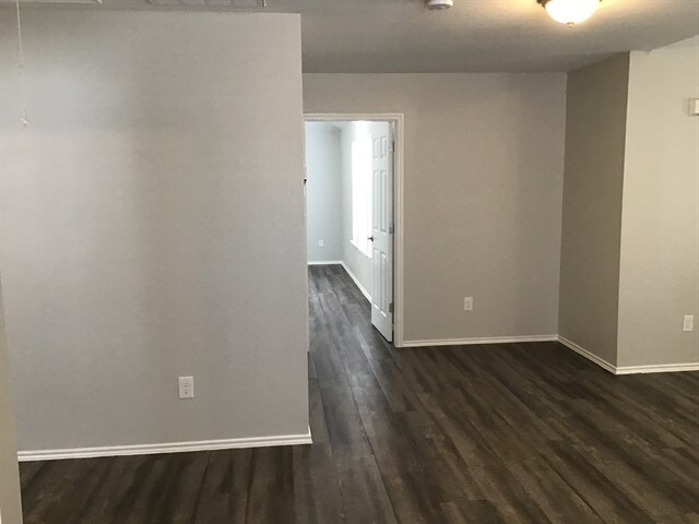 Building Photo - 5114 Chase Court Dr
