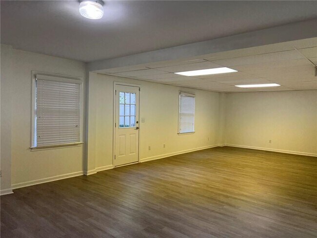 Building Photo - 4510 Chattahoochee Plantation Dr SE