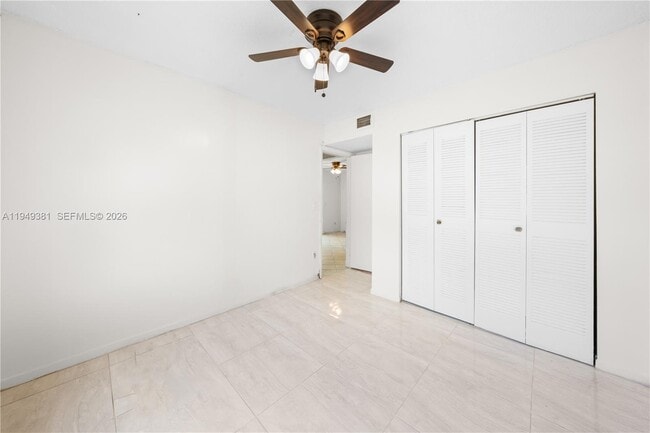 Building Photo - 20905 NE 8th Ct