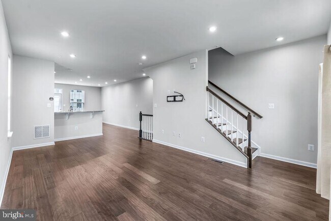 Building Photo - 3025 Frayser Farm Rd