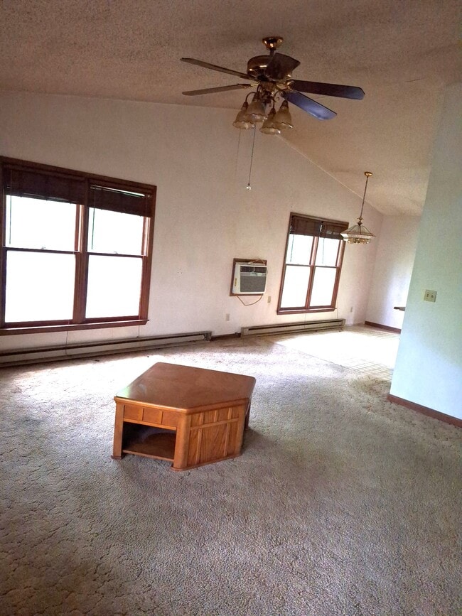 Building Photo - 62 Red Hawk Bluff