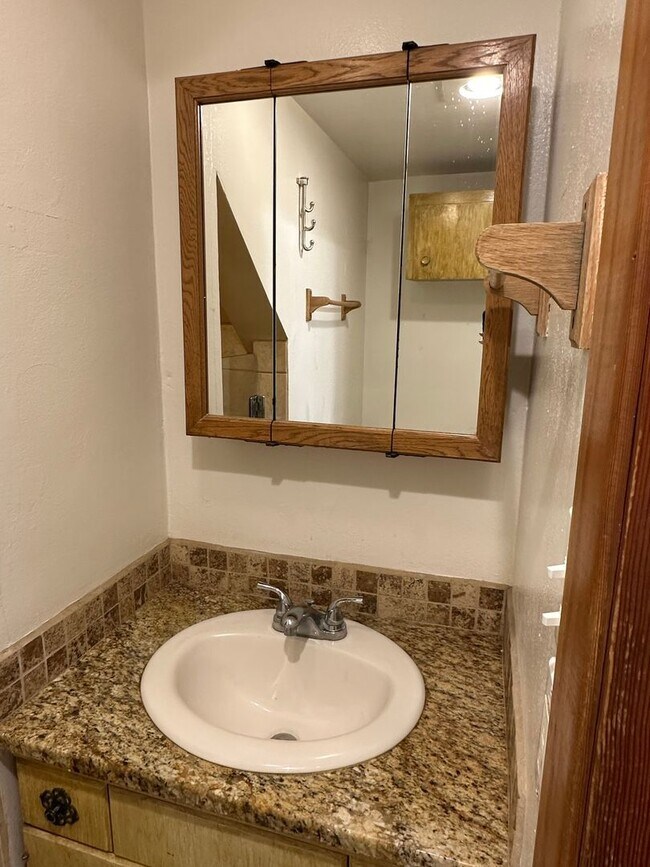 Building Photo - OS 1518