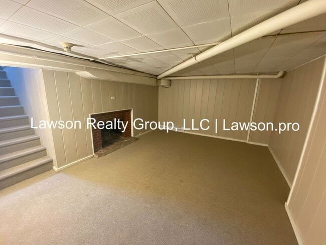 Building Photo - Cozy Raleigh Court Ranch with Partially Finished Basement