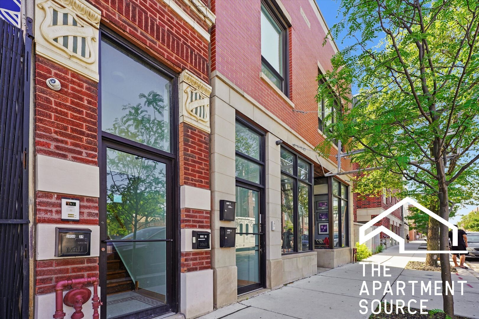Building Photo - 3050 N Milwaukee Ave
