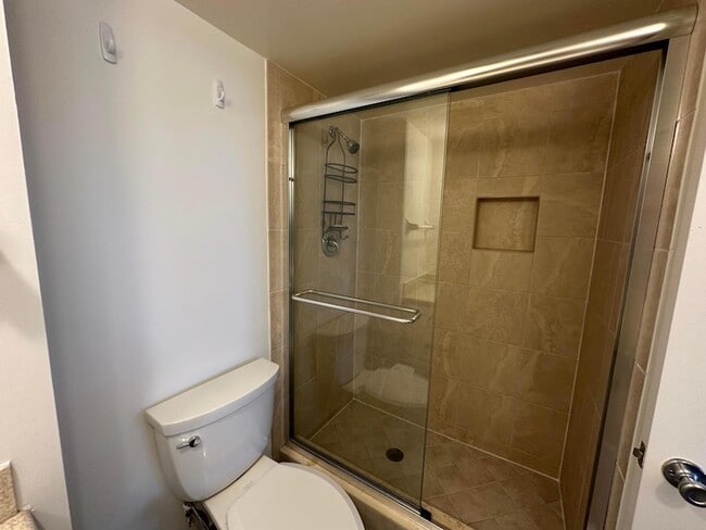 Building Photo - 3310 S Ocean Blvd