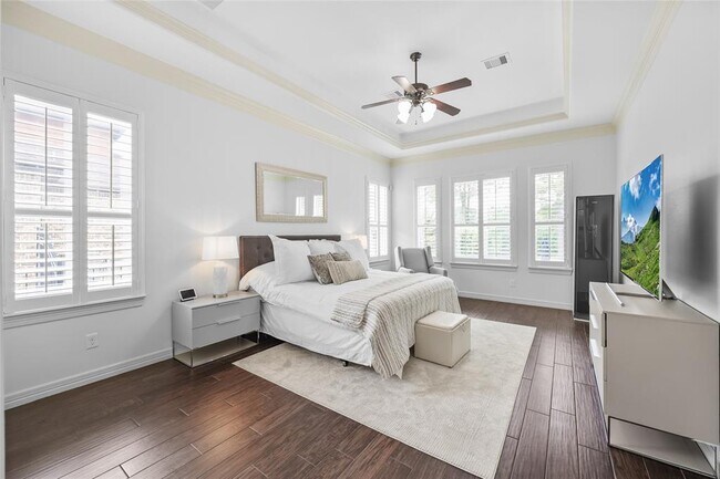 Building Photo - 5475 Harvest Oak Landing Dr