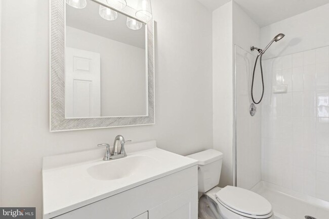 Building Photo - 4202 Aberdeen Ln