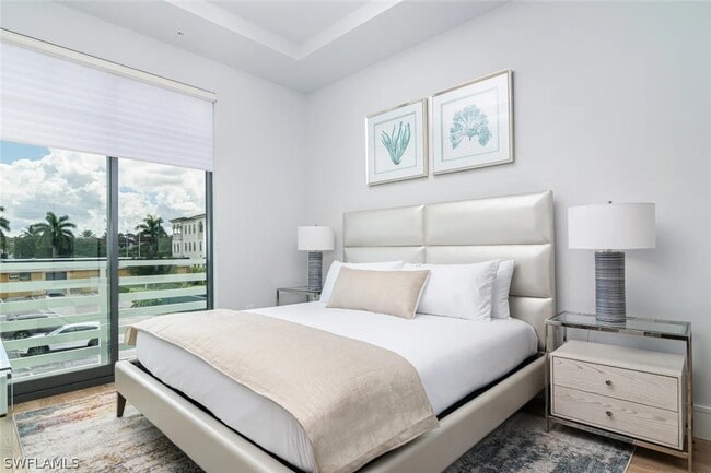 Building Photo - 101 8th St S