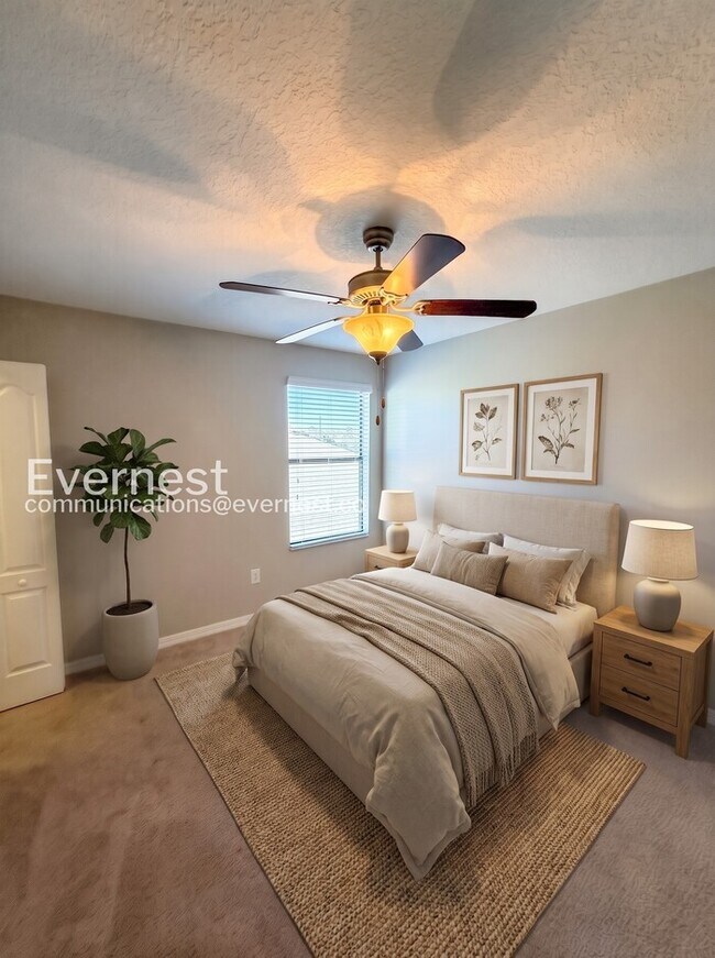 Building Photo - 4 Bed & 3 Bath Home with Fenced Yard and Modern Amenities / Voucher Accepted / No Pets Allowed / ...