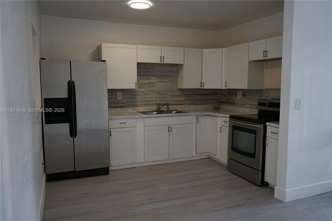 Building Photo - 12455 SW 185th Terrace