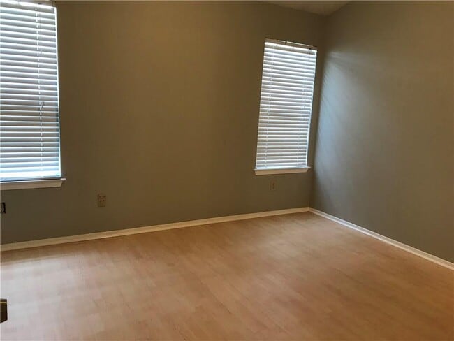 Building Photo - 1411 Gracy Farms Ln