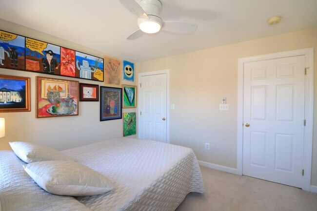 Building Photo - "Coming Soon" Luxury 4 Level Picturesque T...