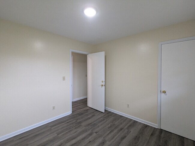 Building Photo - 68 Womack Ave