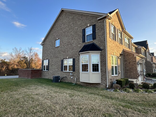 Building Photo - 2437 Baileys Pond Rd