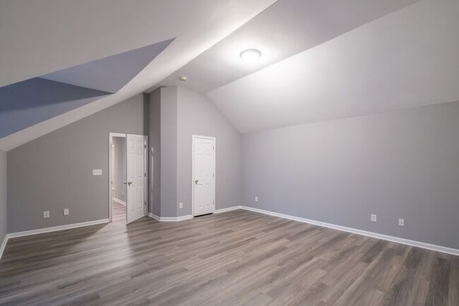 Building Photo - NEWLY RENOVATED !!!! Charming 4-Bedroom Home with Spacious Backyard!