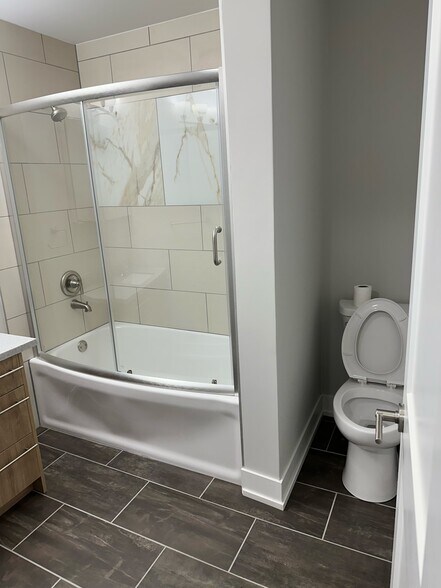 Building Photo - 921 Sunset Ridge Dr