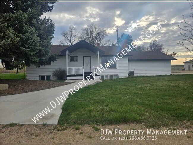 Building Photo - 7196 Edna Ln