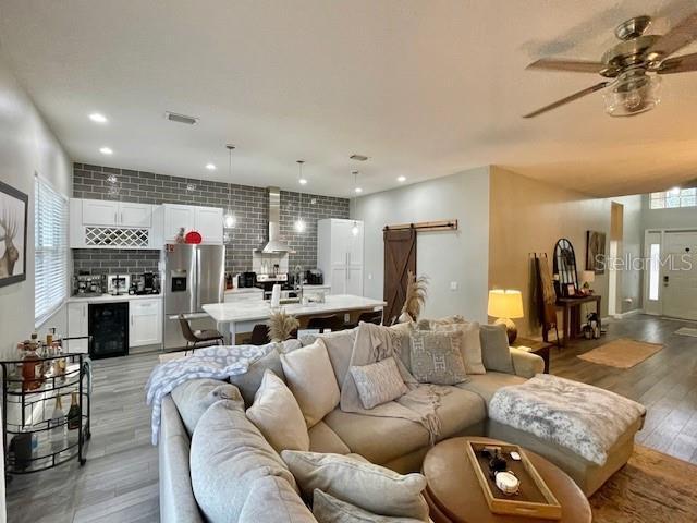 Building Photo - 226 River Village Dr