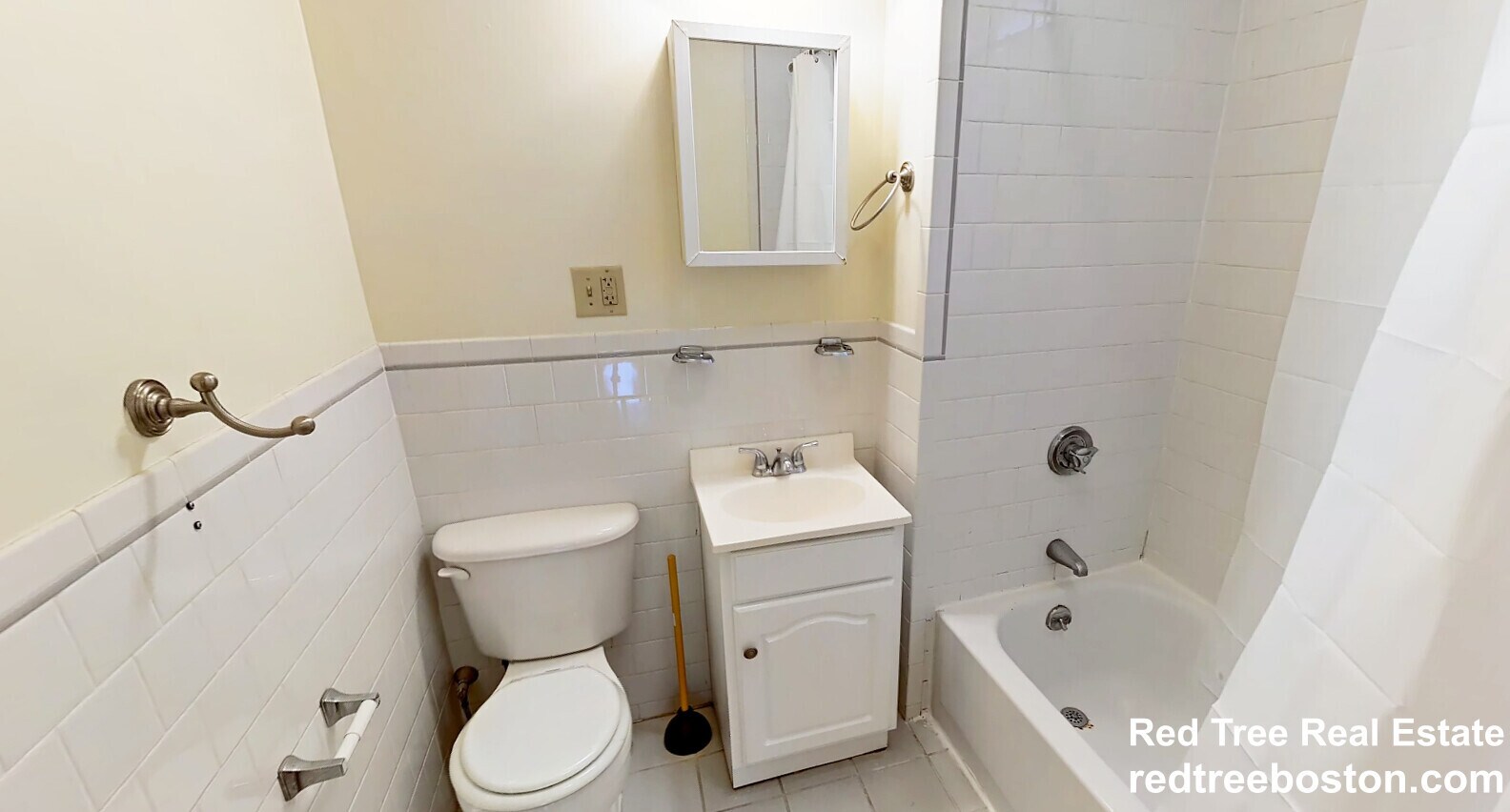 Building Photo - 120 Peterborough St