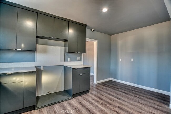 Building Photo - 127 S Townsend Ave