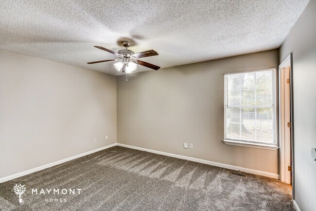 Building Photo - Montevallo Home, Ready for You