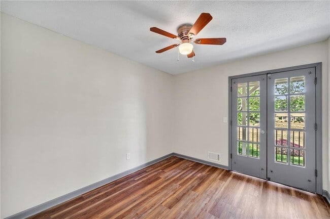 Building Photo - 5902 Cumming Hwy