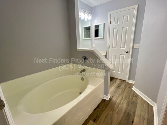 Building Photo - 2669 Lantana Lakes Dr E